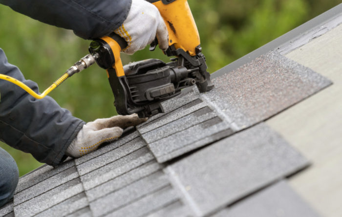 How much does it cost to put shingles on a 2000 square foot house?